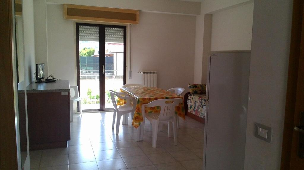 Aquamarine Residence Davoli Εξωτερικό φωτογραφία