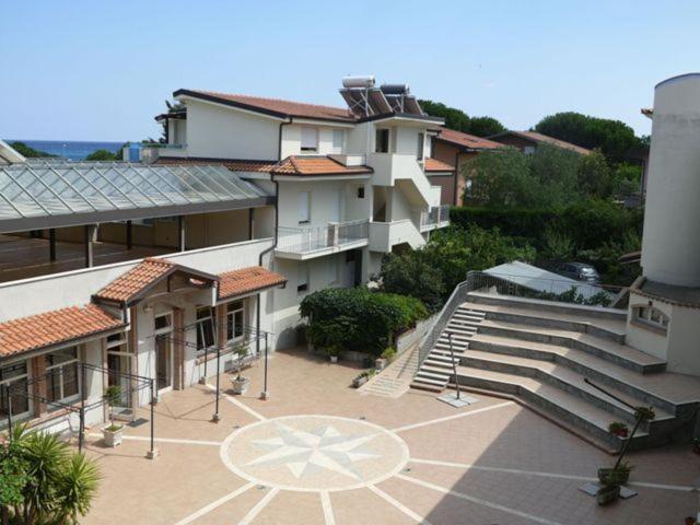 Aquamarine Residence Davoli Εξωτερικό φωτογραφία