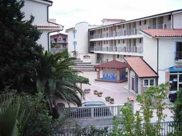 Aquamarine Residence Davoli Εξωτερικό φωτογραφία